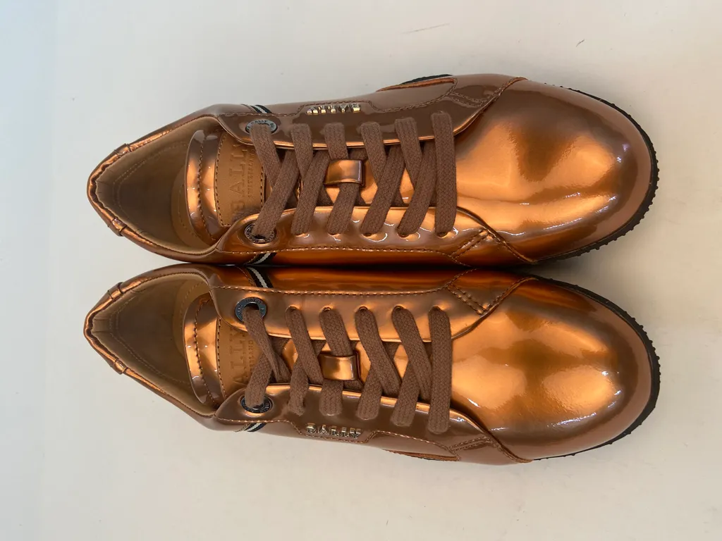 Logo-Laced Casual Sneakers