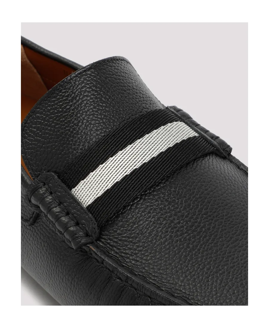 Crossover-Strap Detail Loafers
