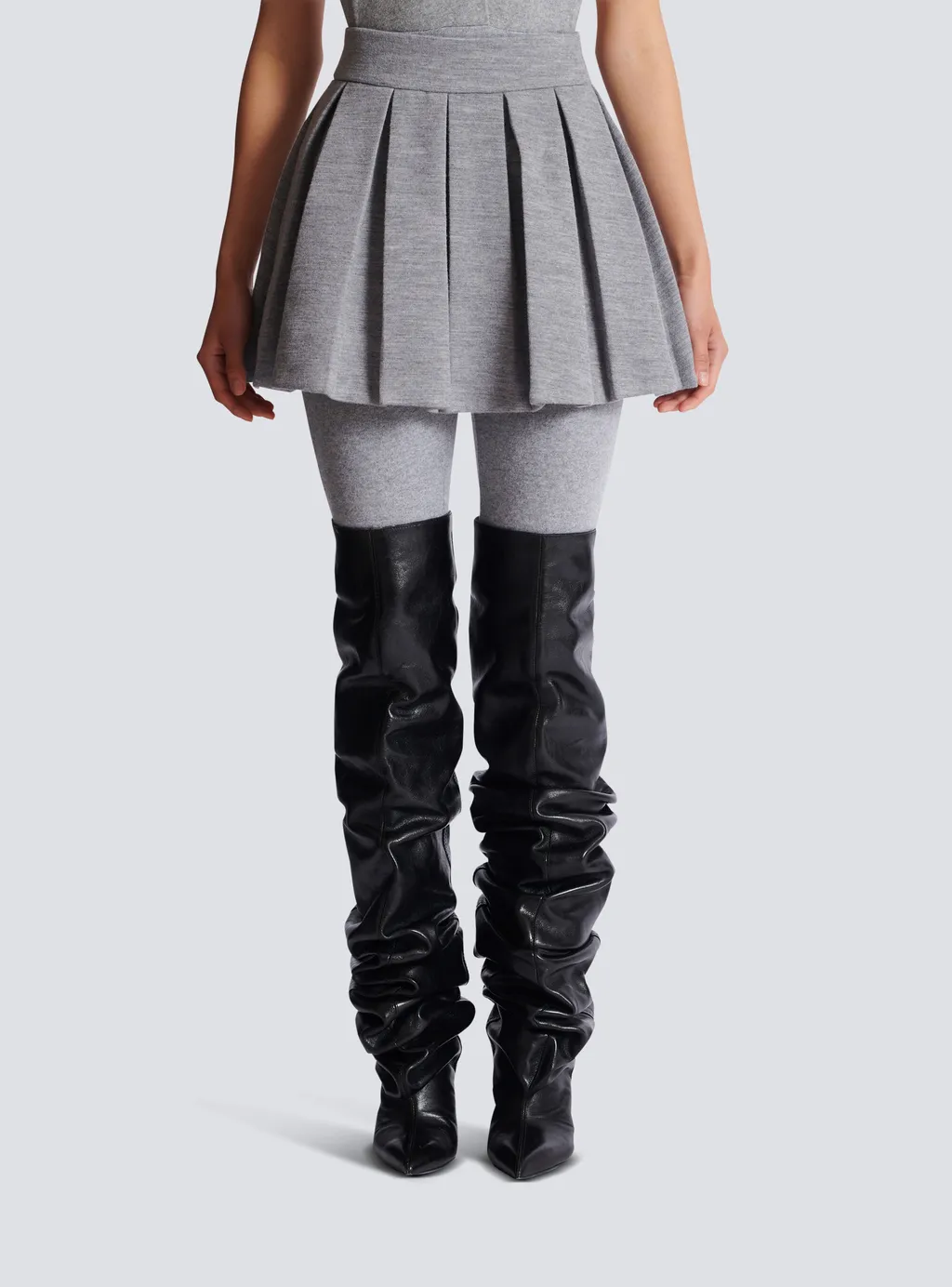 Short Pleated Knit Skirt