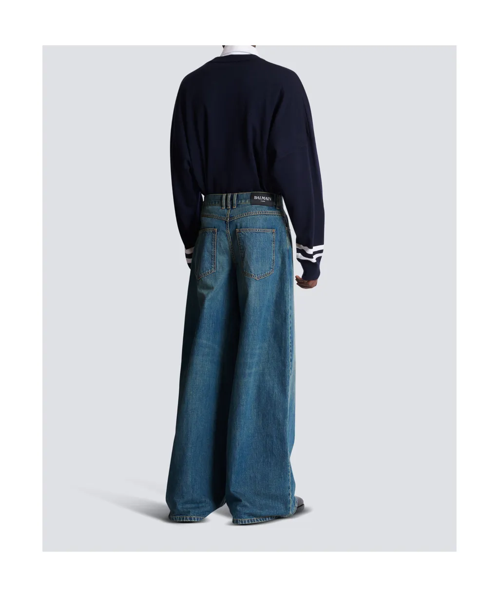 Wide-Leg Jeans