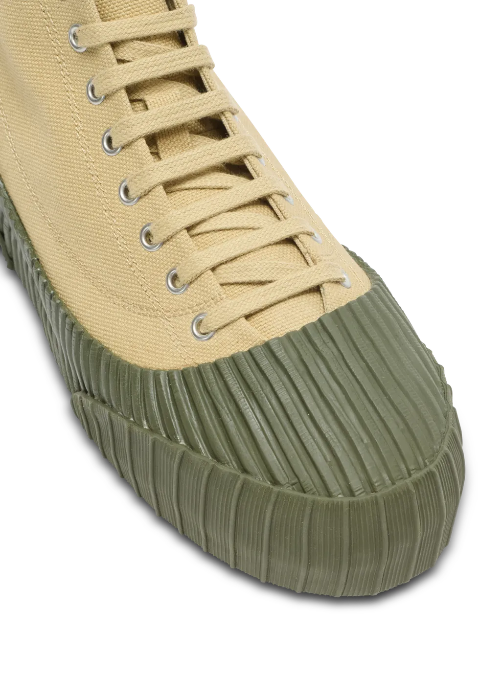 Riff High Canvas Sneakers