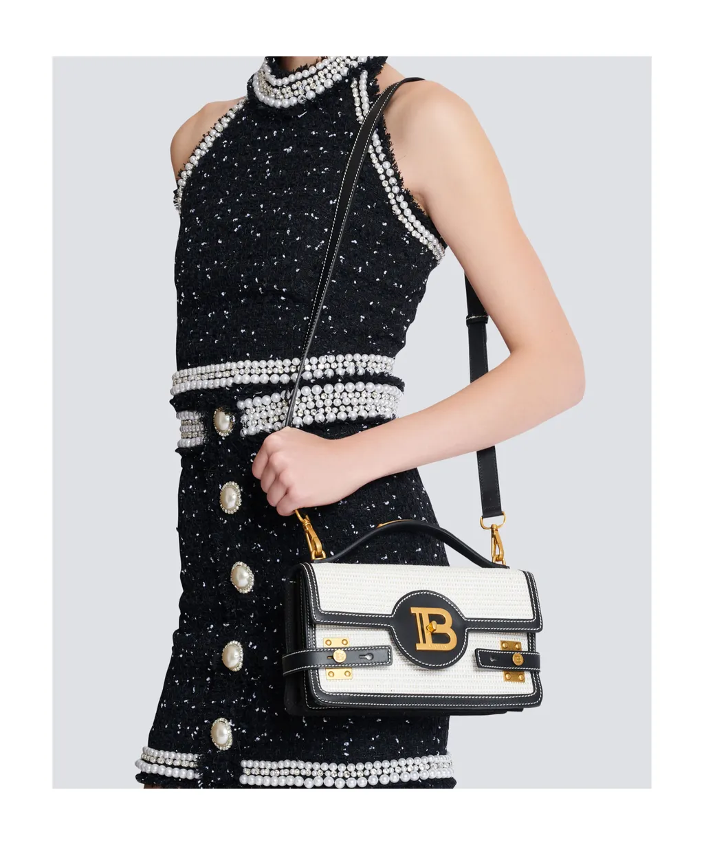 B-Buzz Shoulder 24 Bag