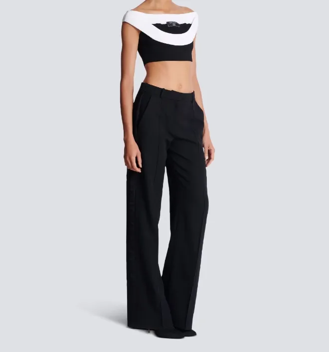 Two-Tone Knit Cropped Top