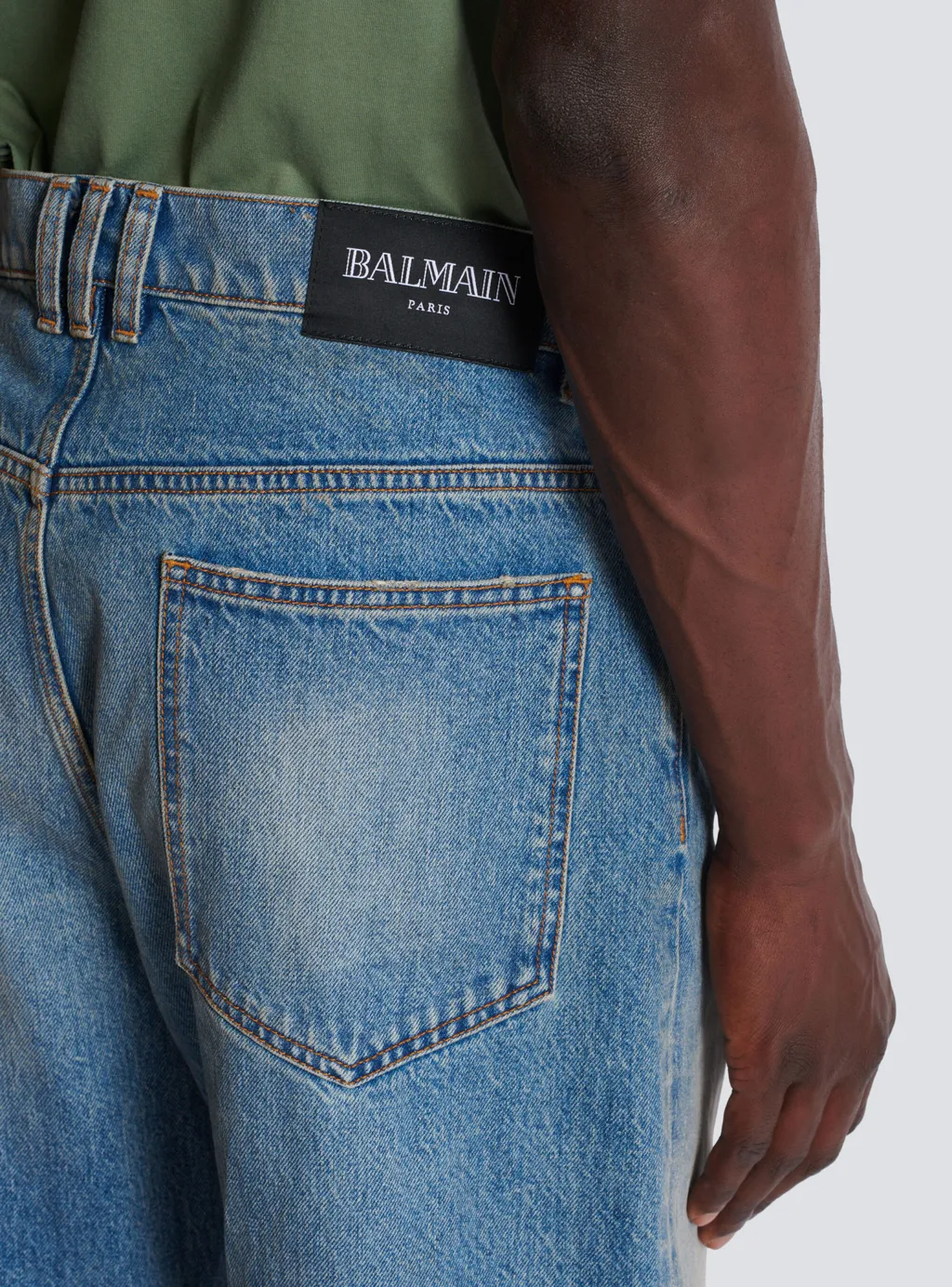 Distressed Loose-Fit Jeans