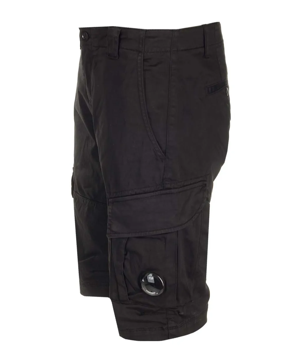 Lens-Detailed Cargo Shorts