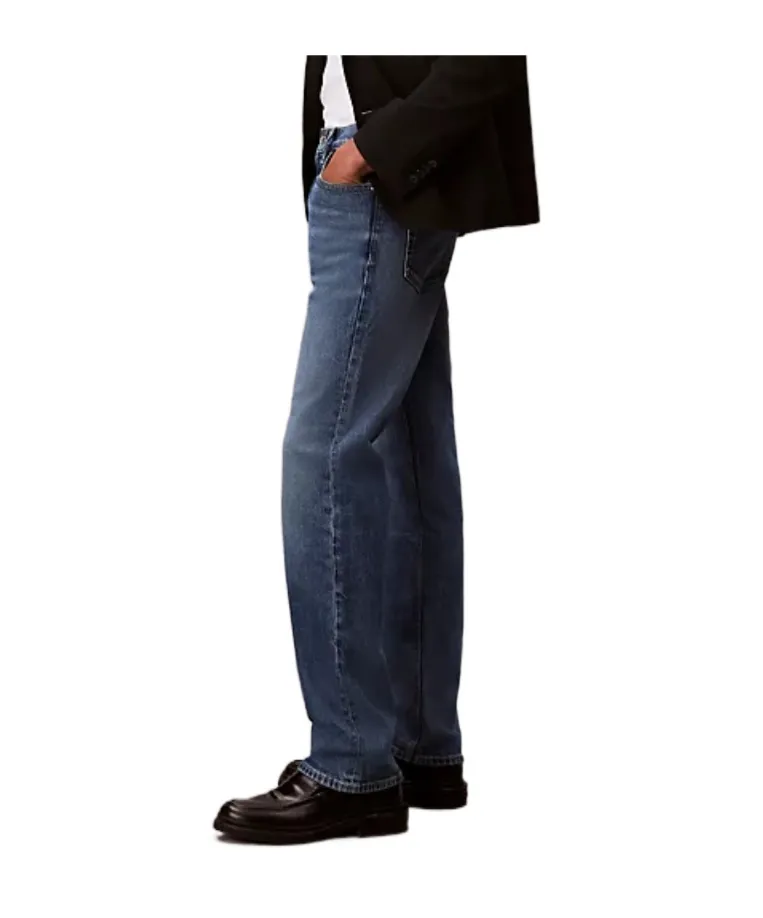 Standard Straight Jeans