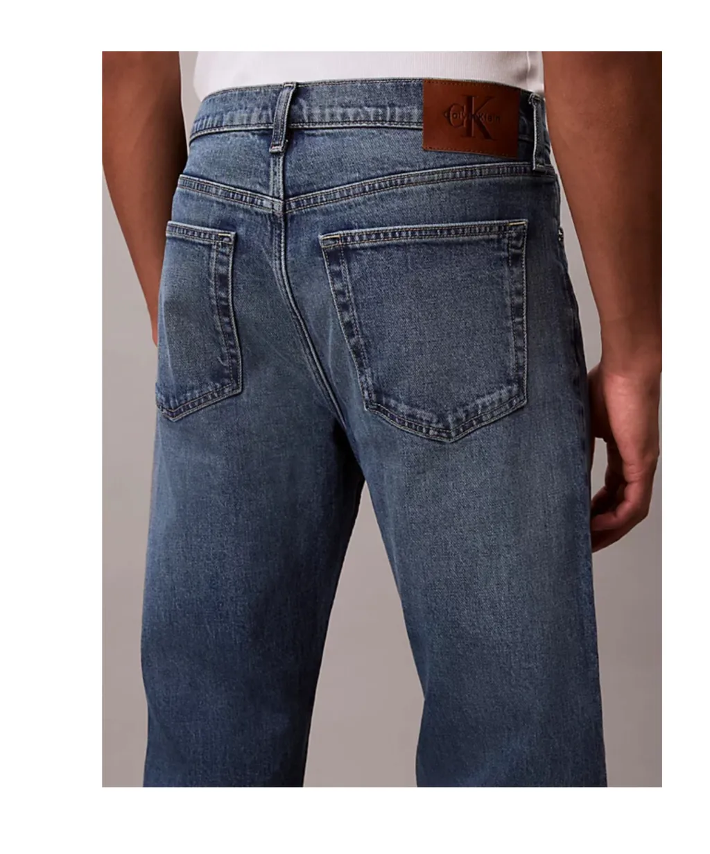 Standard Straight Jeans