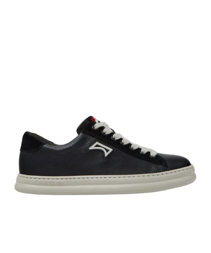 Runner Sneakers