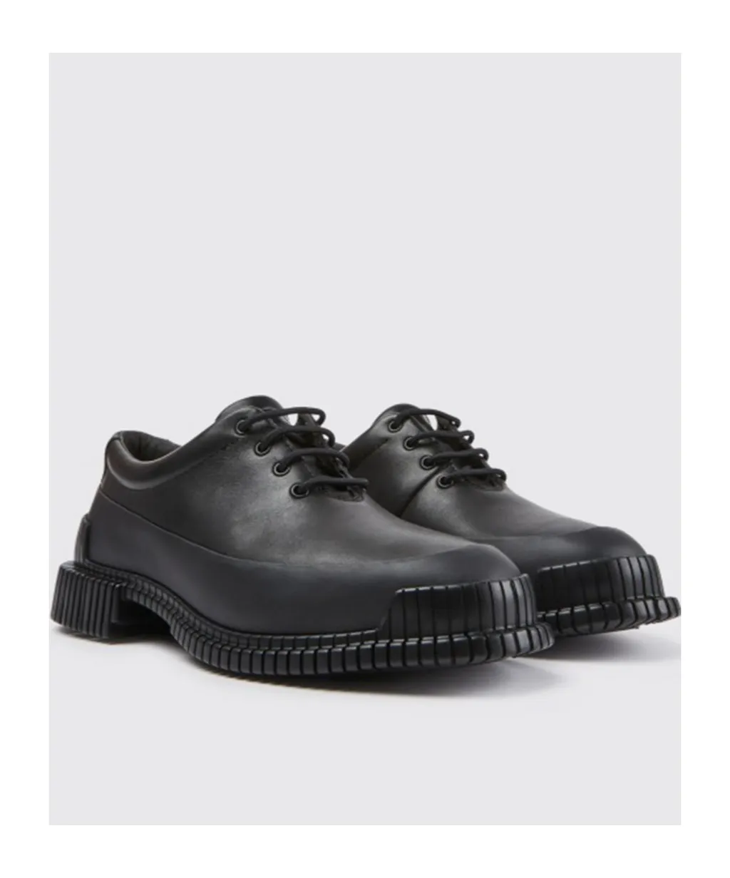 Pix Round Toe Lace-Up Shoes