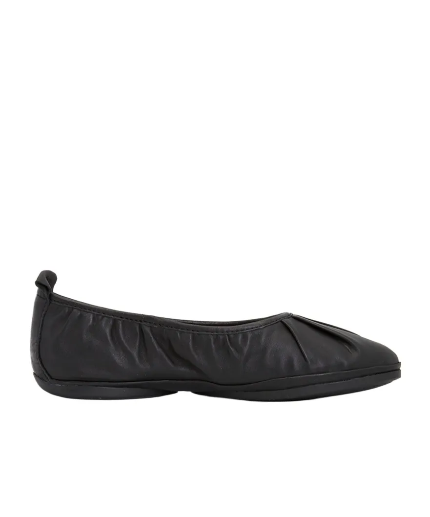 Right Lei Dance Shoes