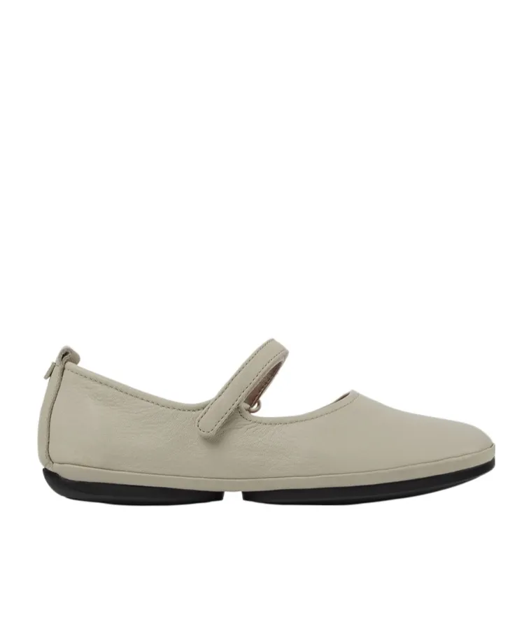 Right Nina Ballerina Shoes