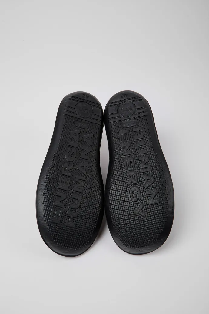 Low-Top Lace-Up Trainers