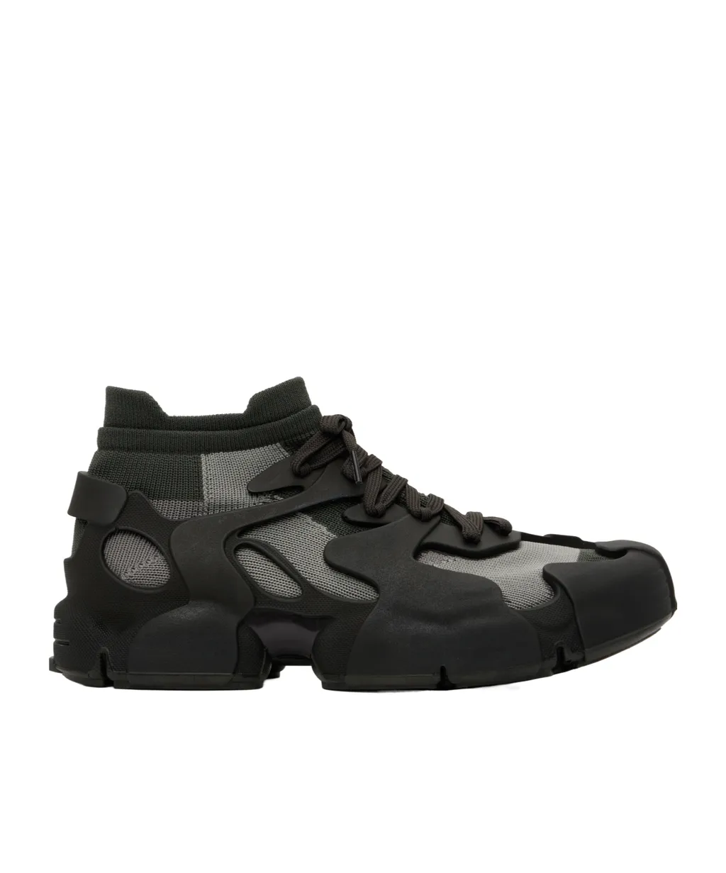 Tossu Sneakers