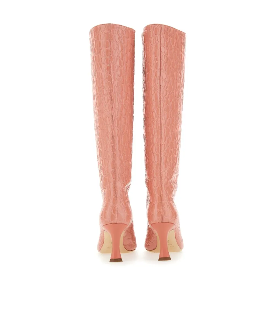 Pointed-Toe Boots