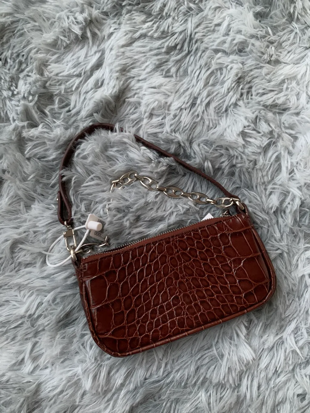 Embossed Zipper Tote
