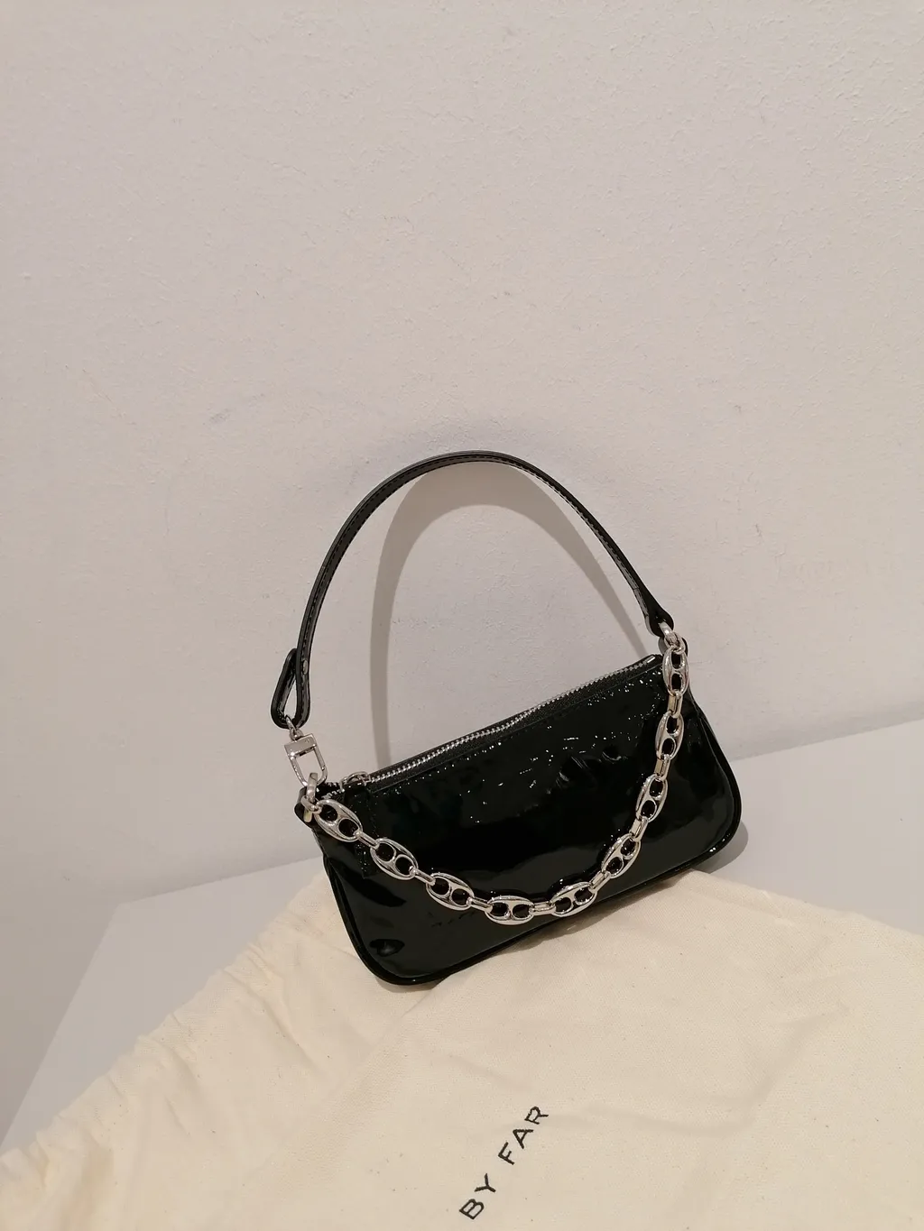 Logo Satchel