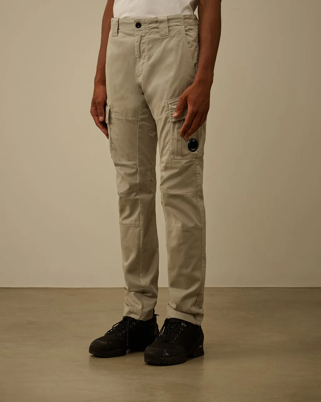 Lens-Detail Cargo Pants