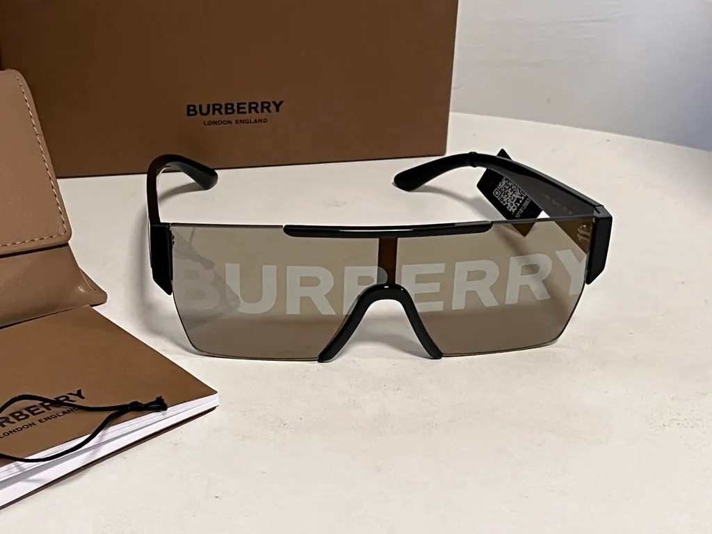 Logo Sunglasses