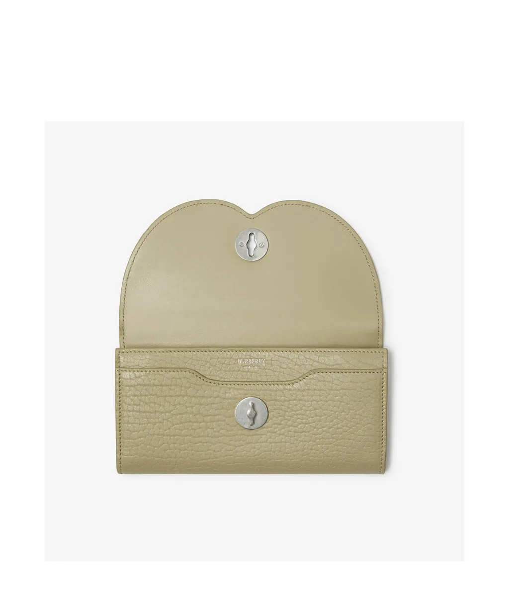 Chess Twist-Lock Continental Wallet