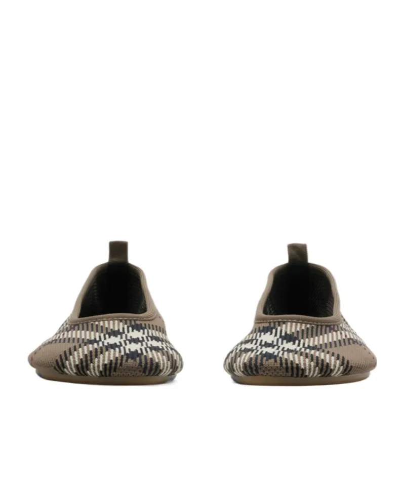 Check Pattern Slip-On Flat Shoes
