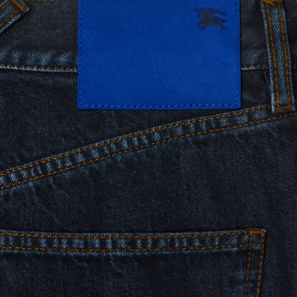 Logo Patch Straight-Leg Jeans