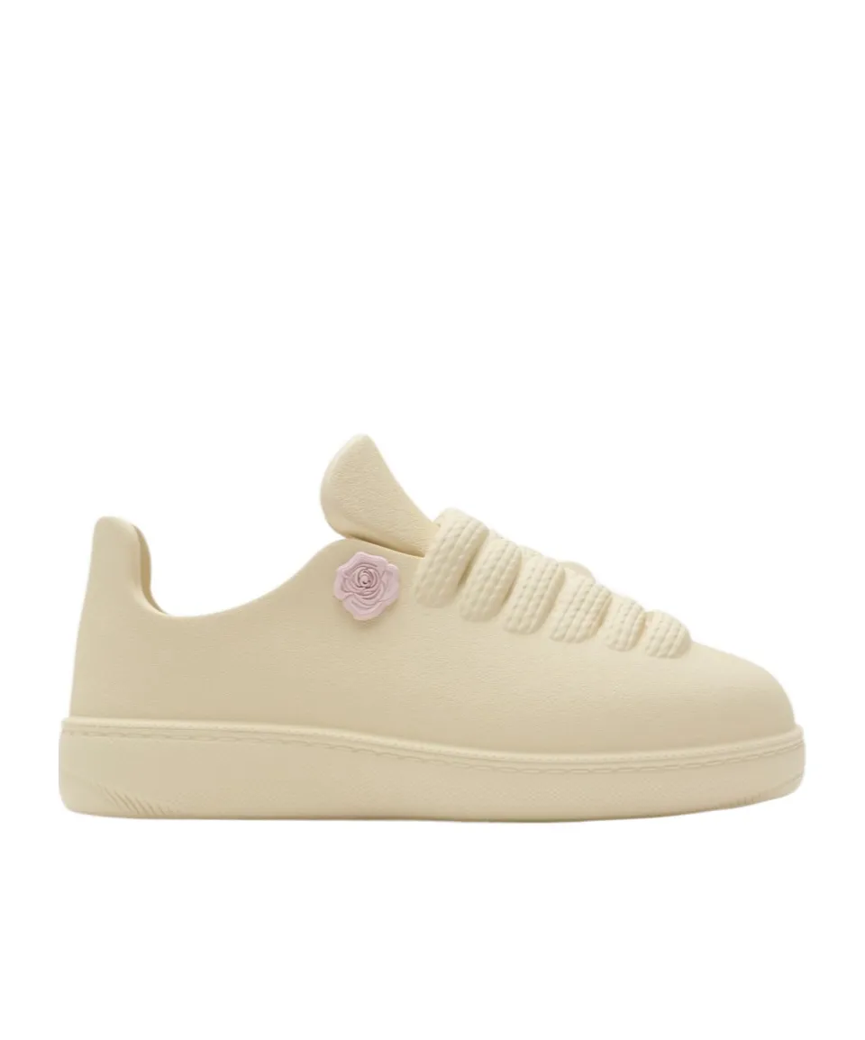 Bubble Flower Embellished Lace-Up Sneakers