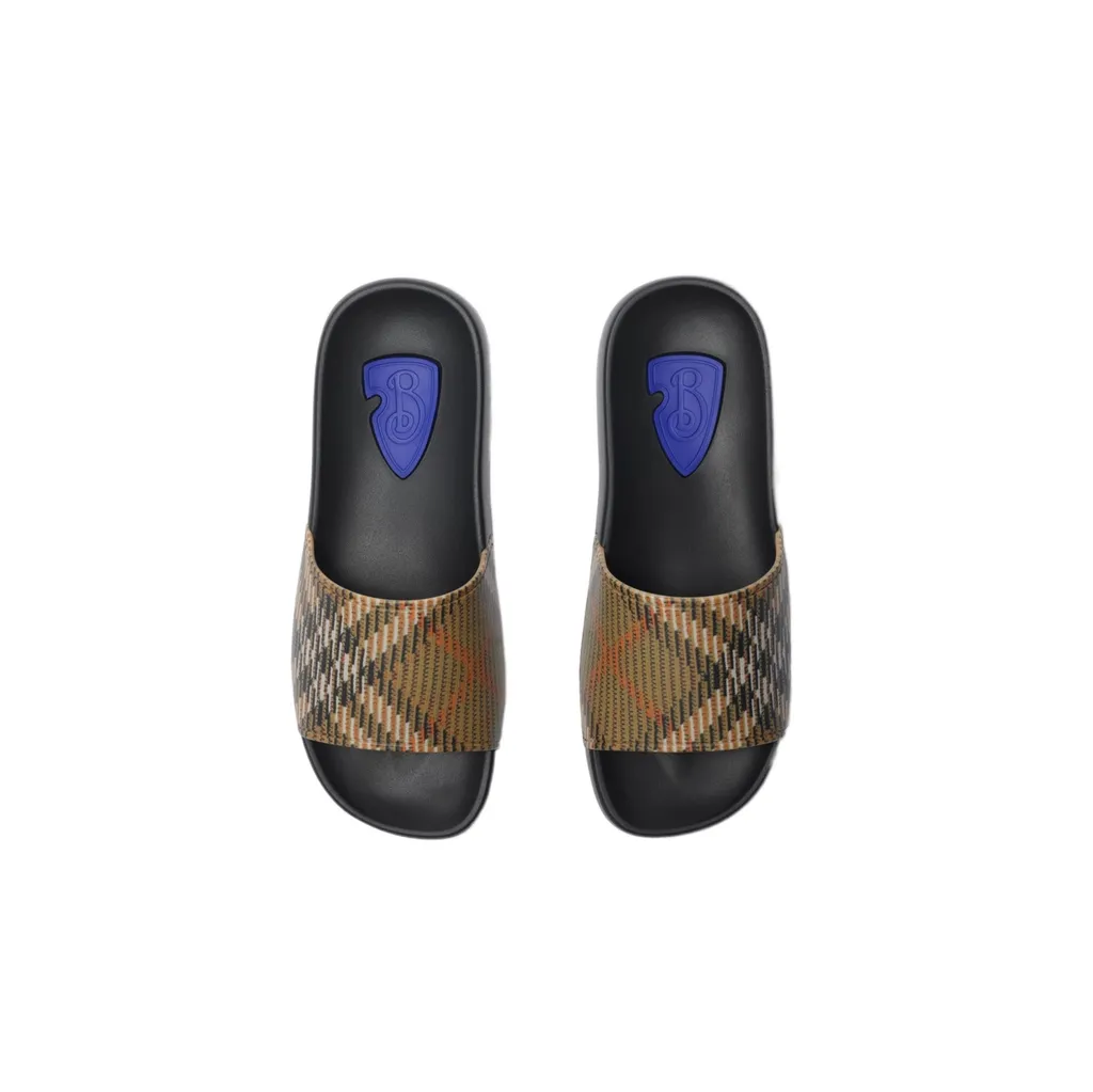 Check Pattern Slip-On Slides