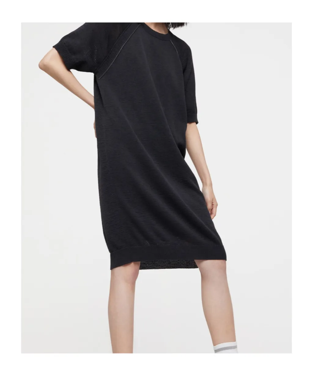 Crewneck Fine-Knitted T-Shirt Dress