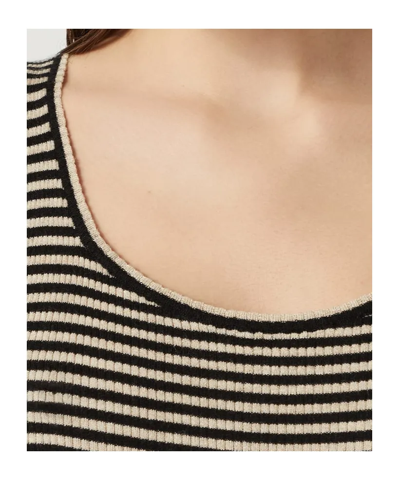 Striped Sleeveless Knitted Top