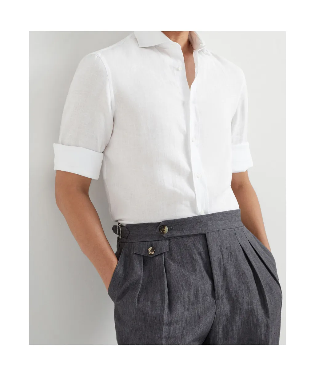 Buttoned Long-Sleeved Shirt