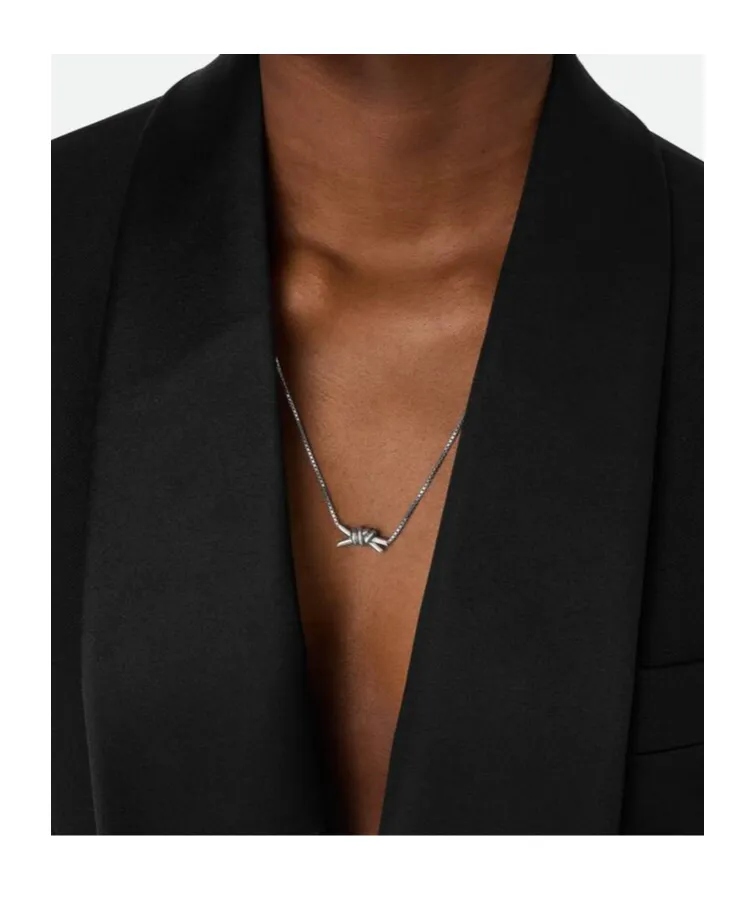 Knot Necklace