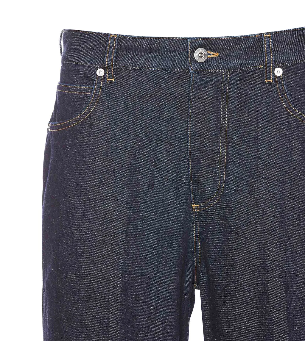 Belt-Loop Jeans