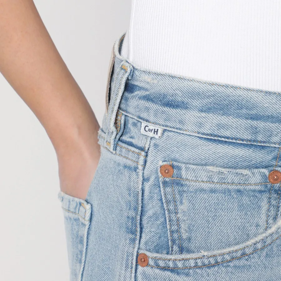 Belt-Loop Jeans