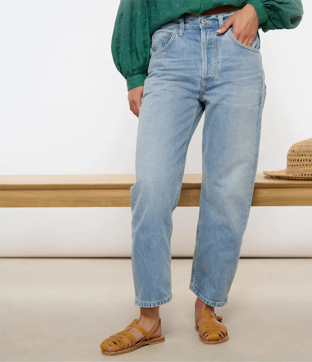 Dahlia Straight Fit Jeans