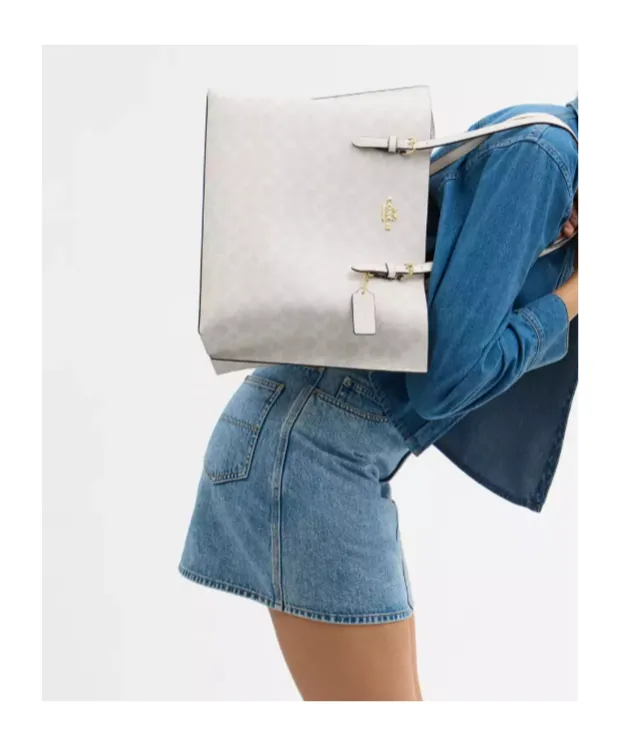 Mollie Tote Bag In Signature Canvas