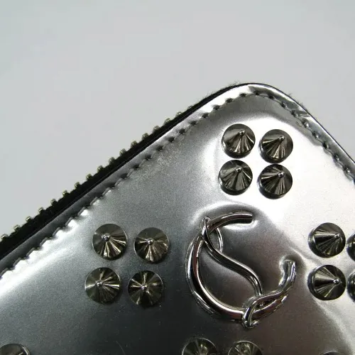 Rivet Zipper Purse