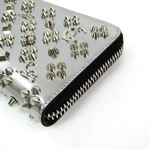 Rivet Zipper Purse