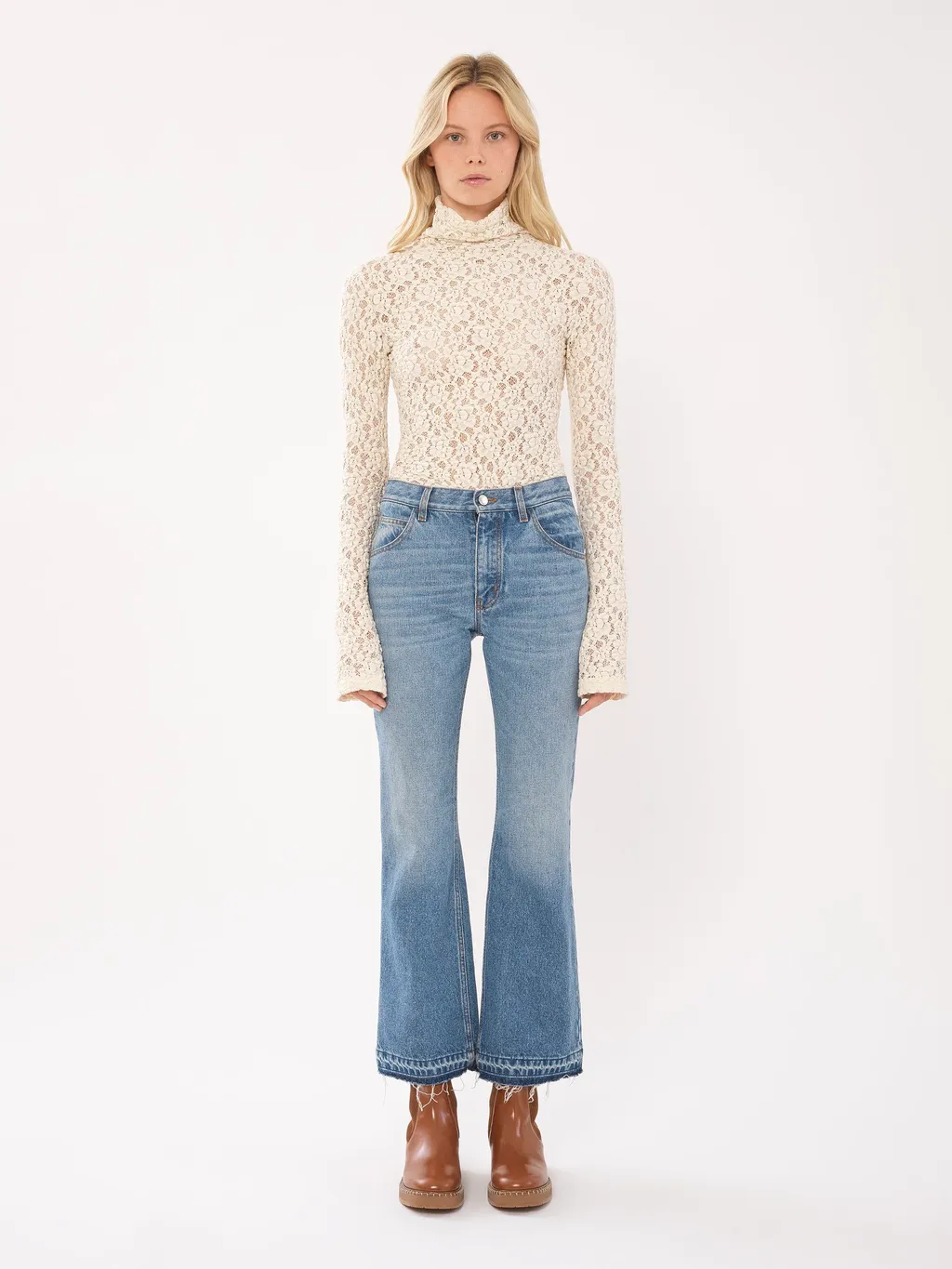 Cropped Flared Jeans
