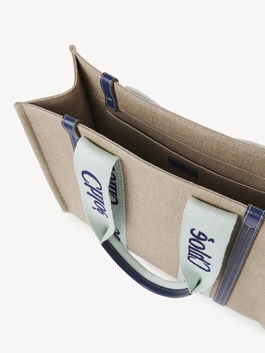 Medium Woody Tote Bag