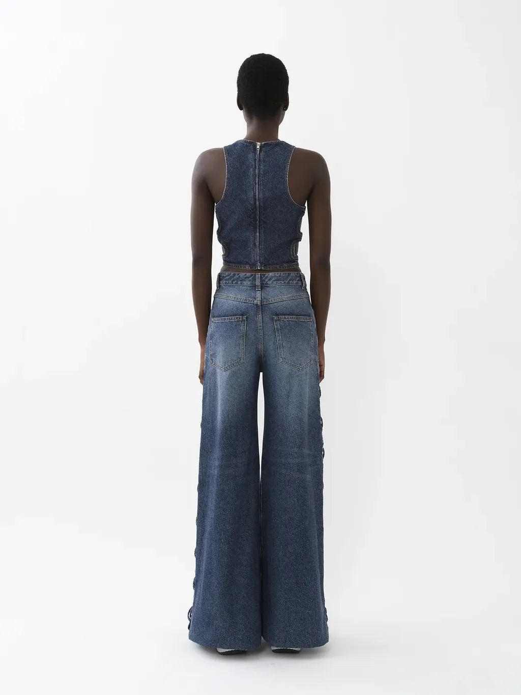 Wide-Legged Jeans