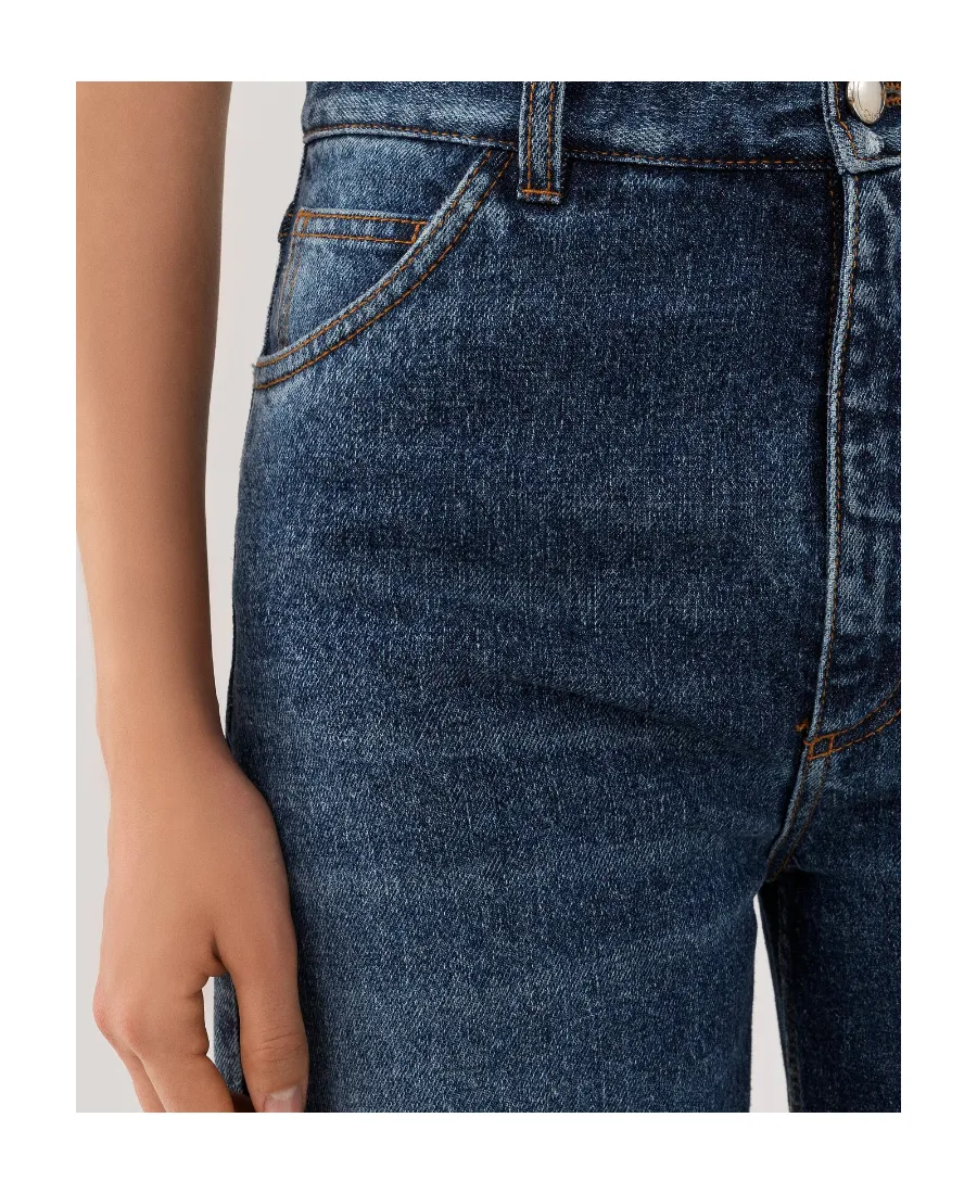 Wide-Leg Jeans