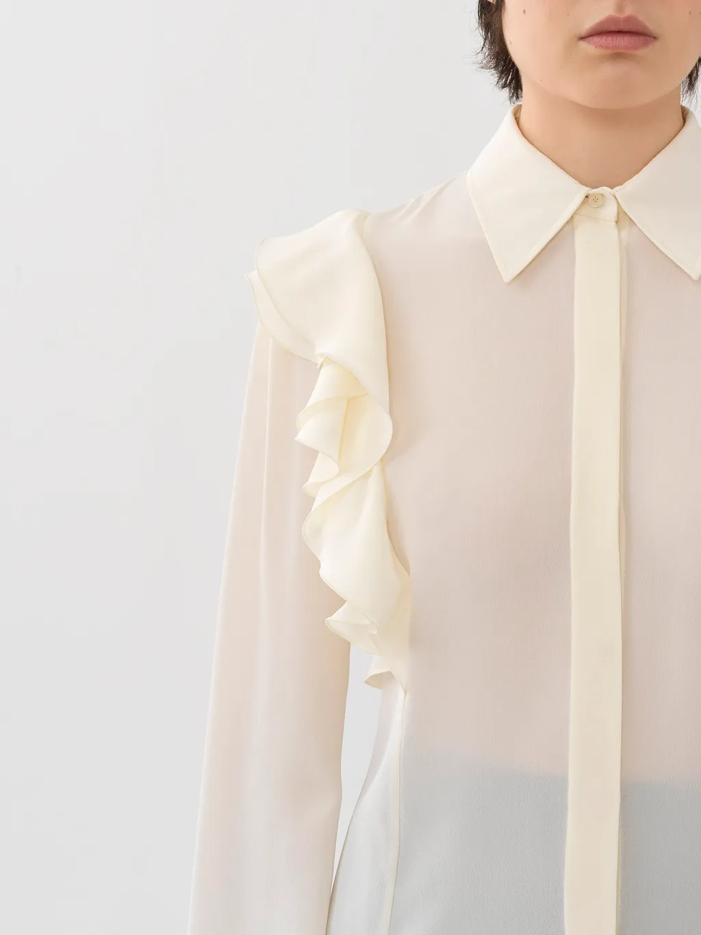 Ruffled Long-Sleeved Shirt