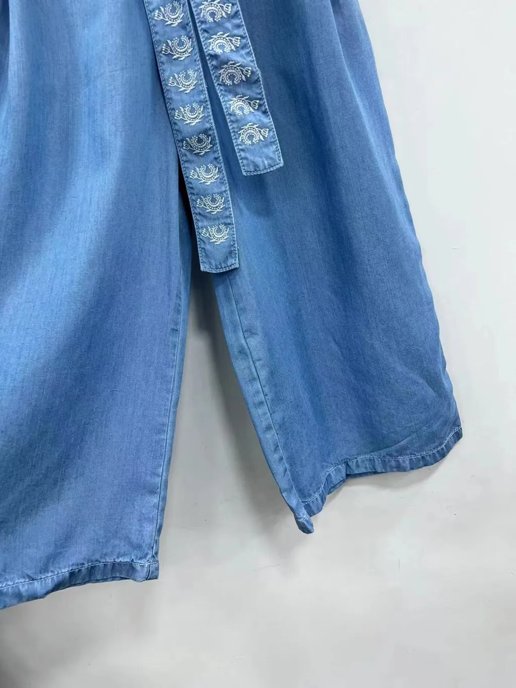 Wide-Leg Tencel™ Chambray Trousers