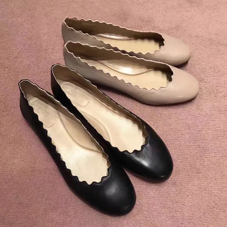 Scallop-Edge Ballerina Flats
