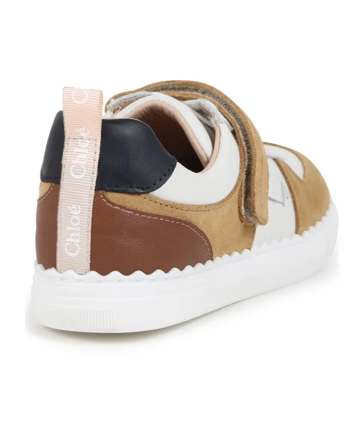 Round-Head Sneakers