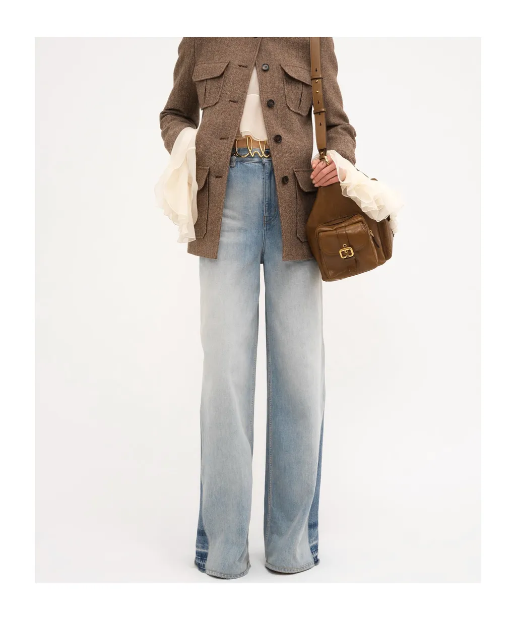 Wide-Leg Jeans