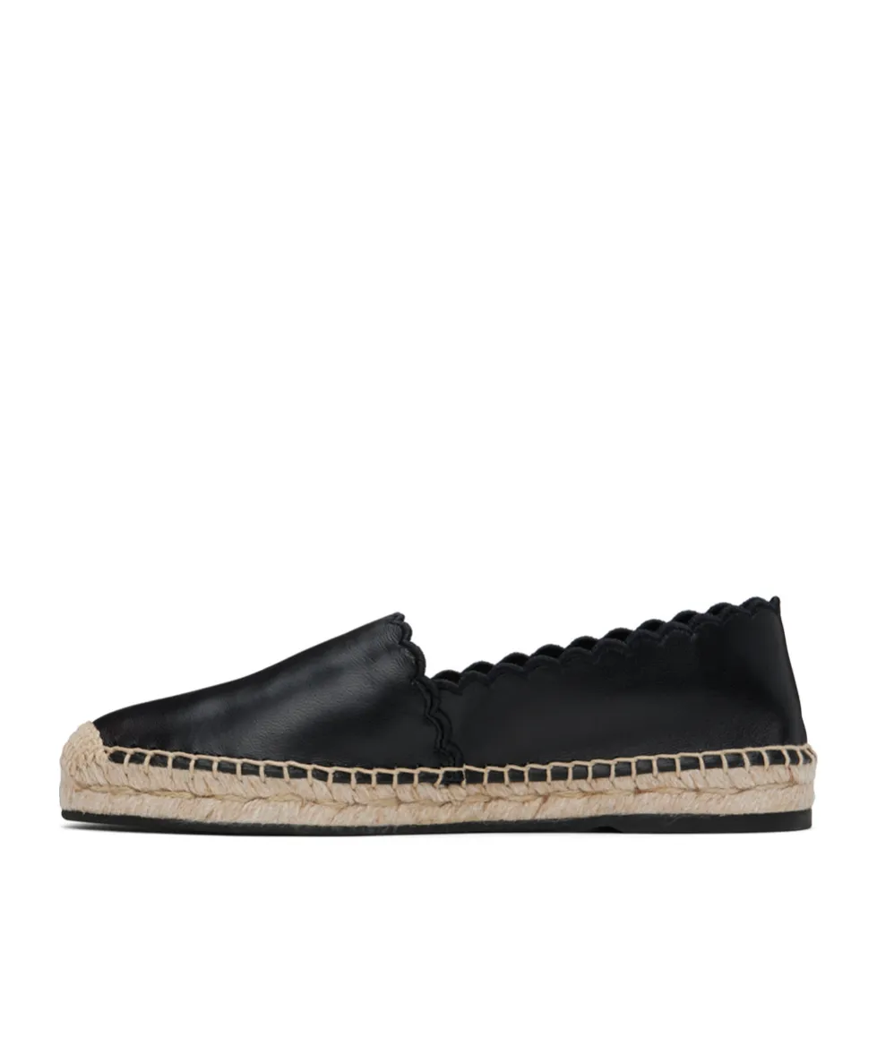 Slip-On Scalloped Edges Flat Shoes