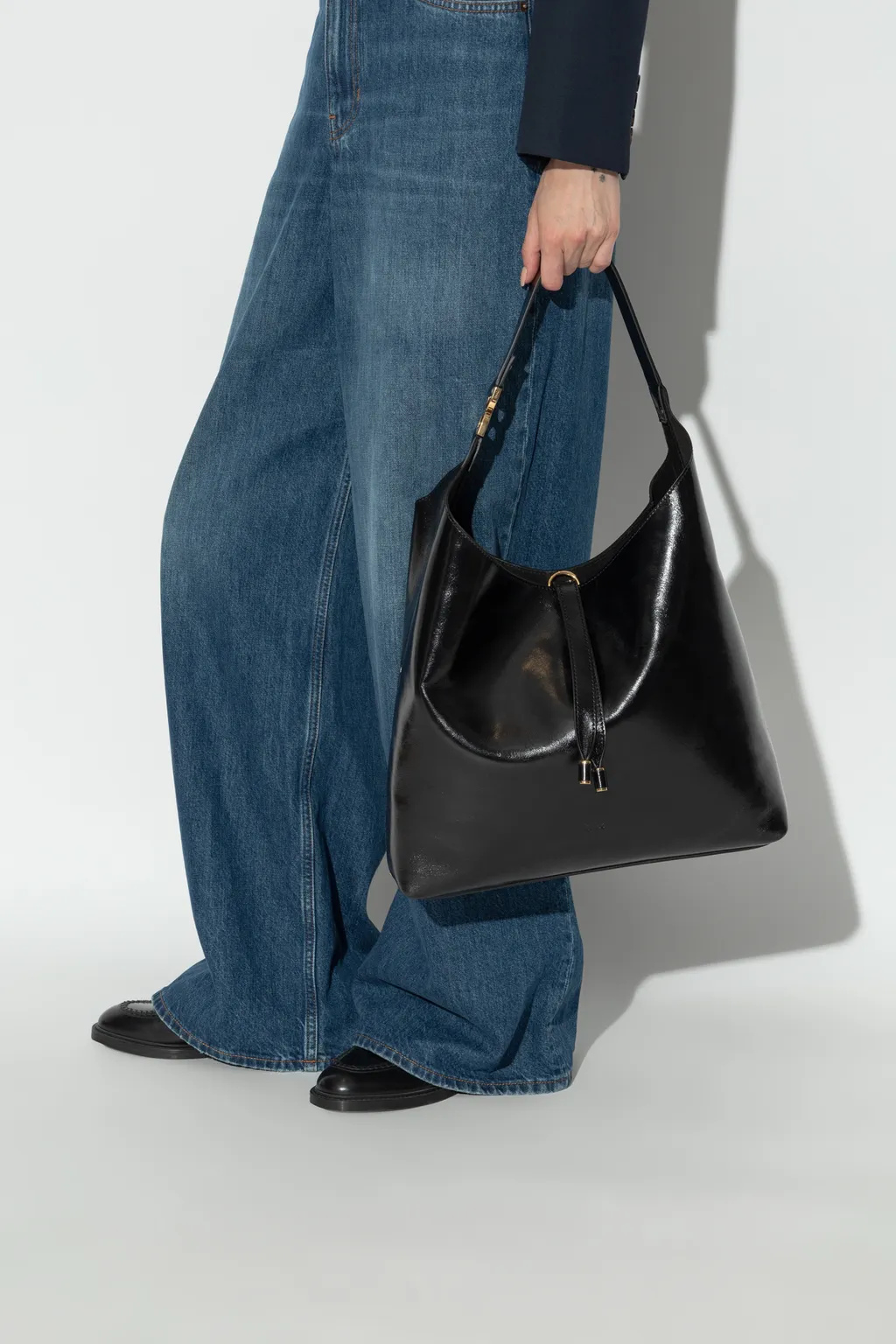Logo Detailed Shoulder Bag