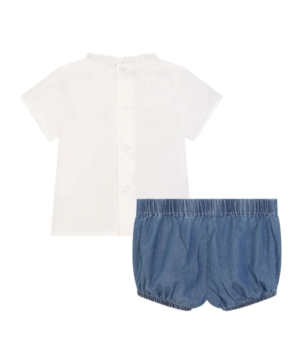 Short-Sleeved Shirt And Shorts Suit
