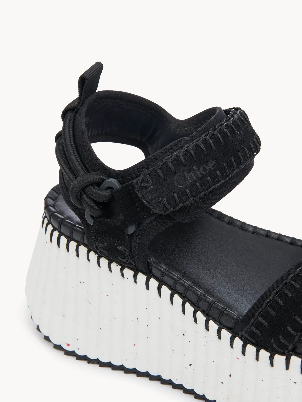 Nama Platform Sandals